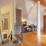 Christina 7 By Smr - Close To Gondola And Apartamento *