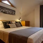 Christina 7 By Smr - Close To Gondola And Apartamento