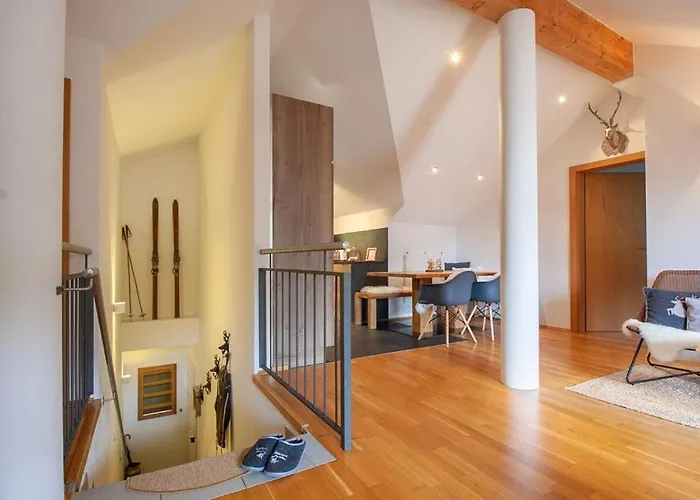 Christina 7 By Smr - Close To Gondola And アパート *